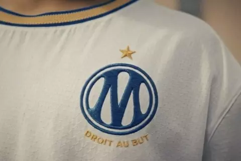 أولمبيك مارسيليا يكشف عن شعاره الجديد